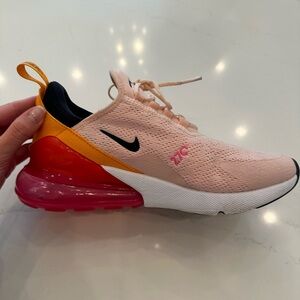 Nike Air Max 270 Pink Sneakers